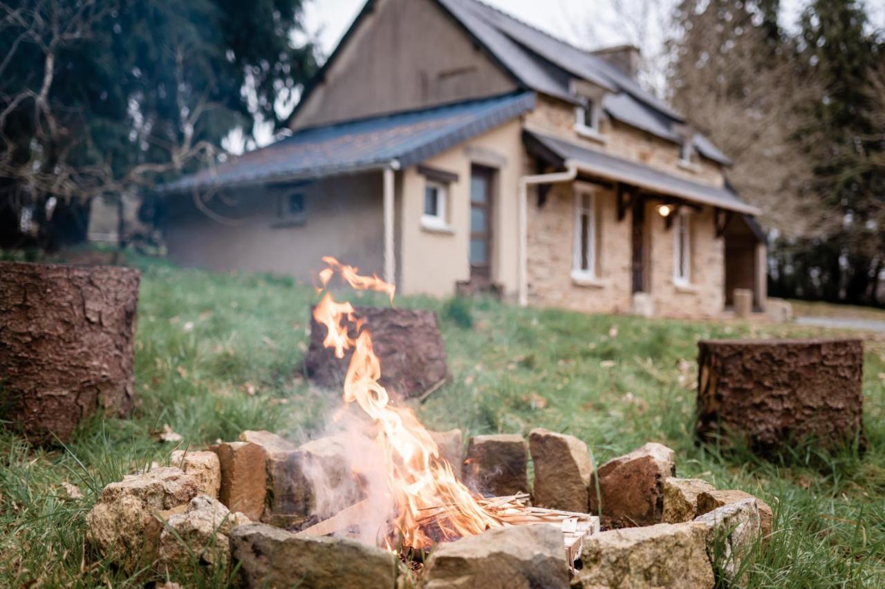 Cottage Breton - Gite De Charme En Centre Finistere Plonévez-du-Faou Eksteriør bilde